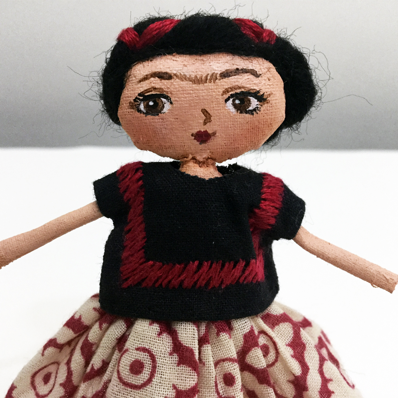 How To Make FRIDA KAHLO DOLL in 21 Minutes